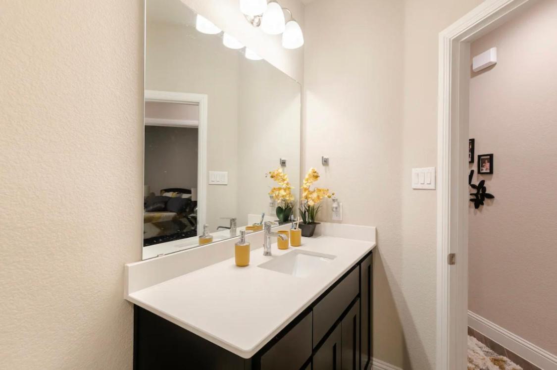 Brand New Smart Homestay Mansfield